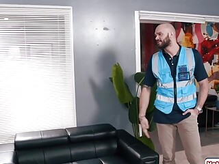 Asian tgirl Kasey Kei anal rides courier Shemale Porn