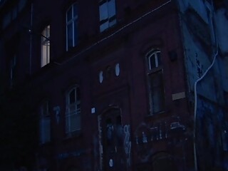 Hot ts taking the ass of a muscle guy