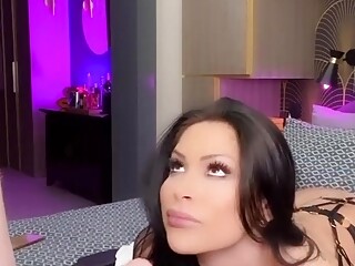 Shocking beauty Yara nicely fucked